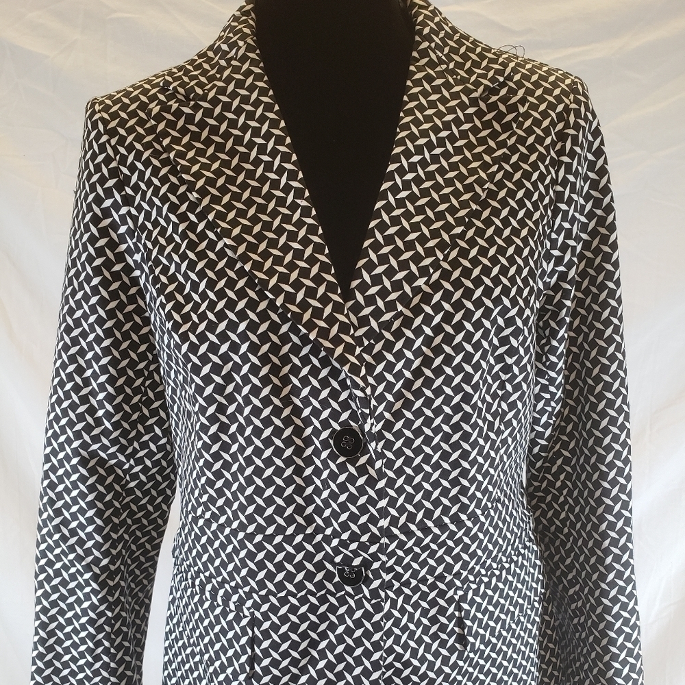 New York and Company Black and White Button Down Jacket sz 10